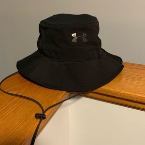 Under Armour Bucket Hat, Unisex EUC